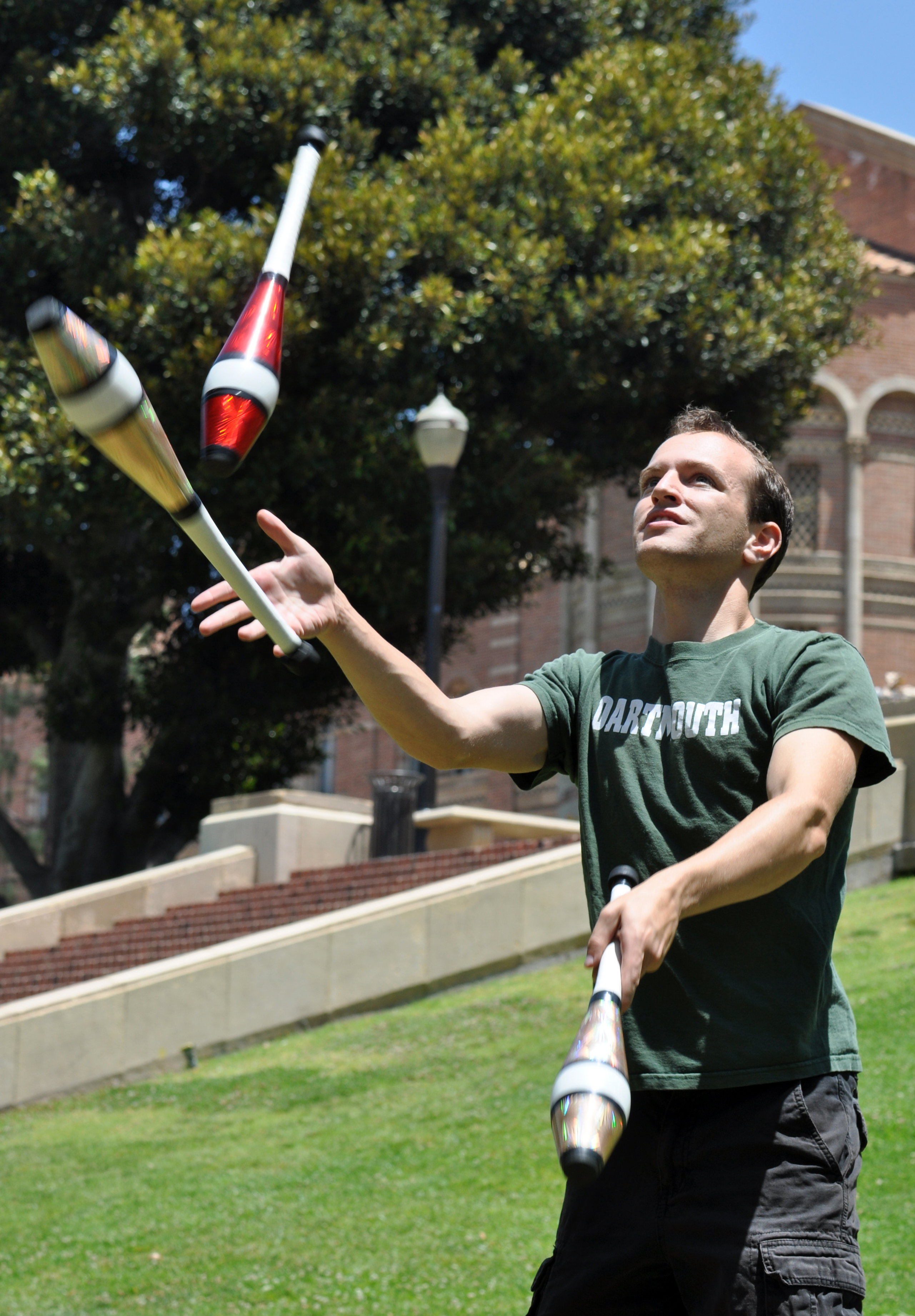 At Ucla Juggling Club Practice Students Of All Levels Improve Their Skills And Tricks Daily Bruin