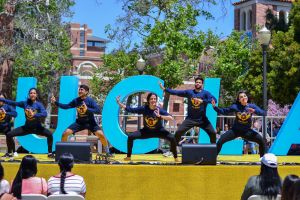 (Axel Lopez/Daily Bruin)